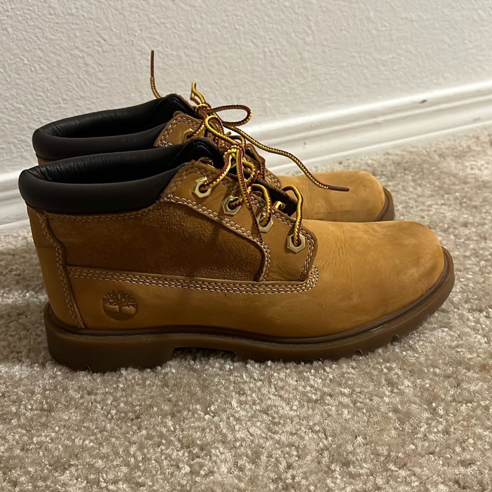 Mid Timberland boots